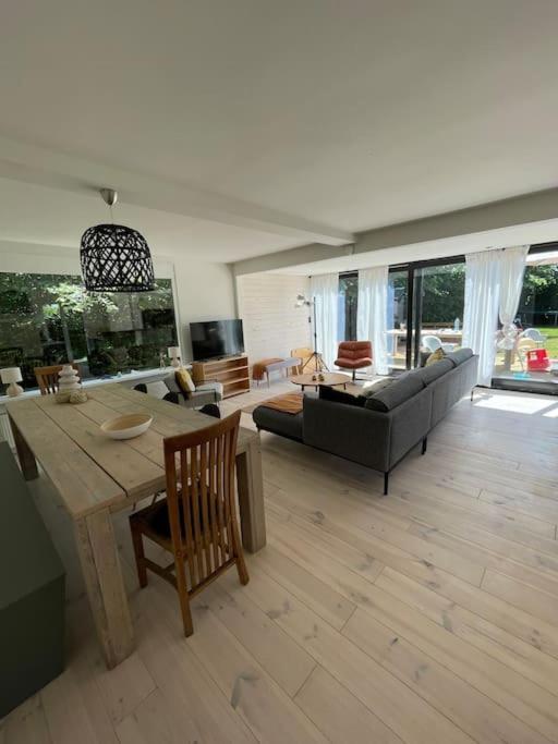 Modern Beach House For 12 Pers! With Jacuzzi Julianadorp Exteriér fotografie