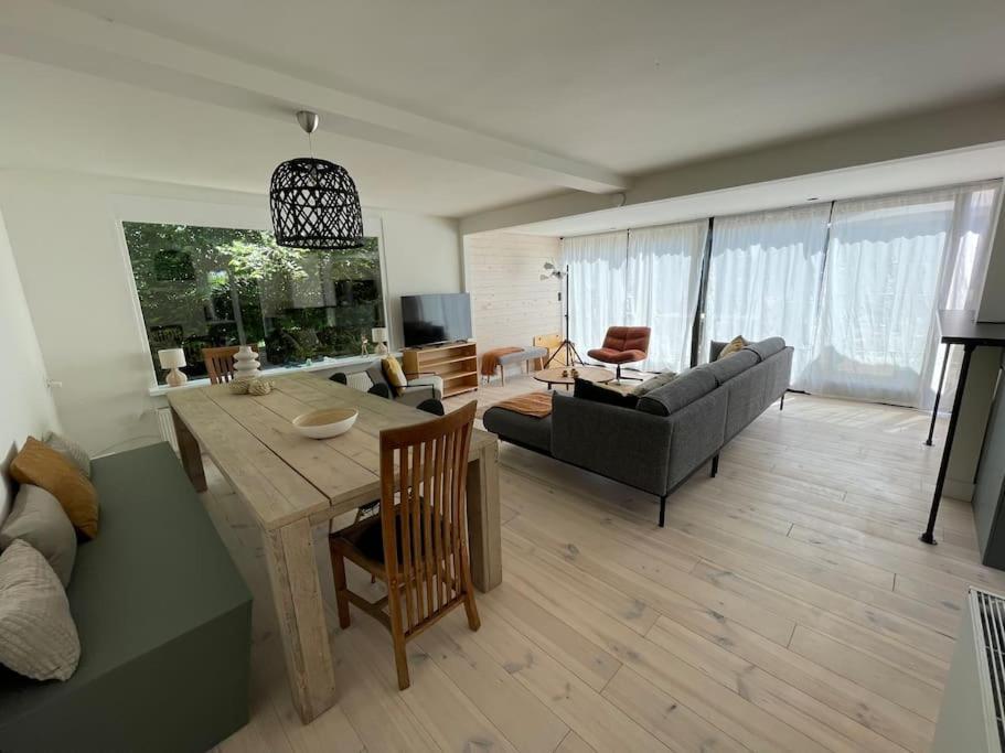 Modern Beach House For 12 Pers! With Jacuzzi Julianadorp Exteriér fotografie